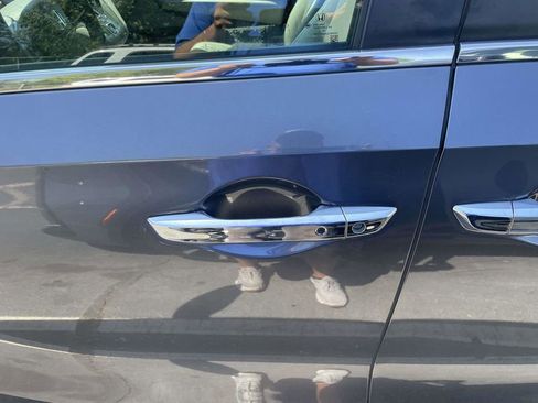 Used 2018 Honda Odyssey EX-L image 18