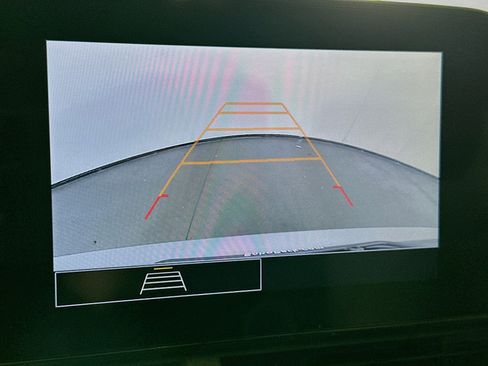 Used 2025 Chevrolet Trax LS image 22