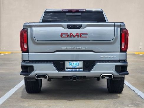Used 2024 GMC Sierra 1500 Denali w/ Technology Package AWD/4WD image 6
