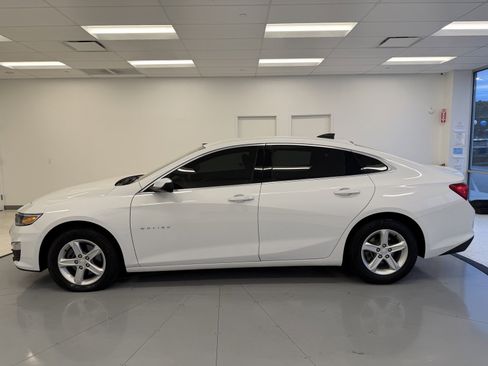 Used 2020 Chevrolet Malibu LS image 4