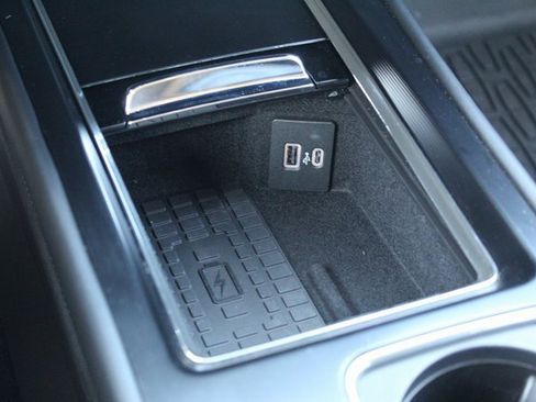 Certified 2023 Lincoln Corsair AWD w/ Equipment Group 101A image 27