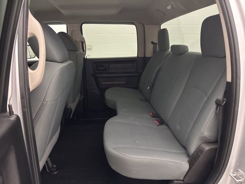 Used 2018 RAM 3500 Tradesman w/ Chrome Appearance Group image 28