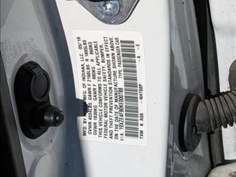 Used 2019 Honda Insight Touring image 20