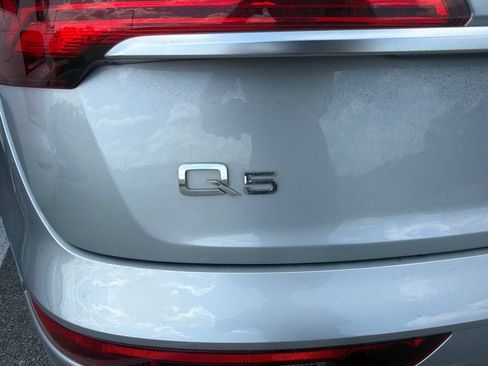Used 2022 Audi Q5 2.0T Premium Plus w/ Premium Plus Package AWD/4WD image 35