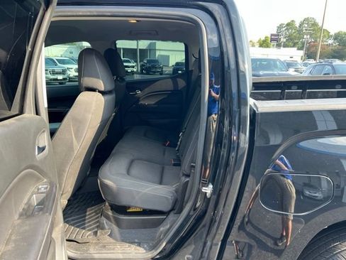 Used 2021 GMC Canyon Elevation w/ Trailering Package RWD image 16