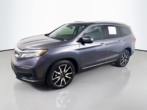 Used 2019 Honda Pilot Touring image 3