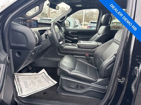 Used 2025 Ford Expedition Platinum w/ Stealth Appearance Package image 24