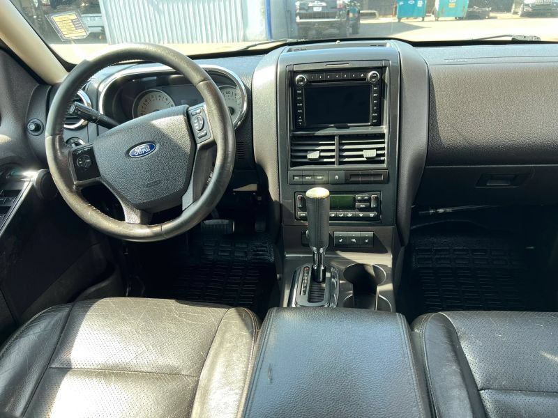 Used 2010 Ford Explorer Sport Trac Limited AWD/4WD image 11