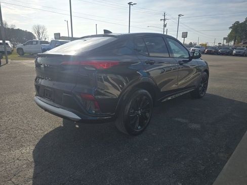 Used 2025 Buick Envista Sport Touring image 5