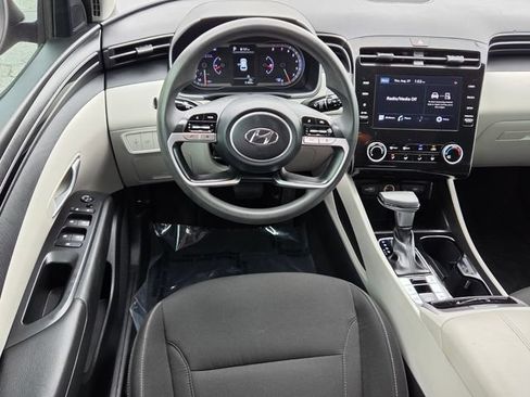 Used 2023 Hyundai Tucson SEL FWD image 14