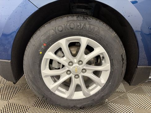 Used 2021 Chevrolet Equinox LT image 13