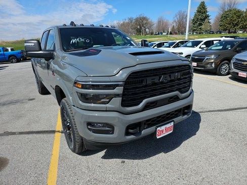 New 2026 RAM 2500 Limited AWD/4WD image 8