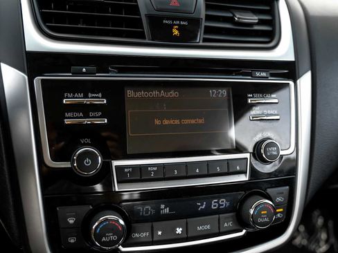 Used 2018 Nissan Altima 2.5 SV image 25