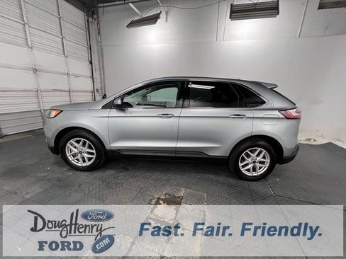 Used 2023 Ford Edge SEL image 5