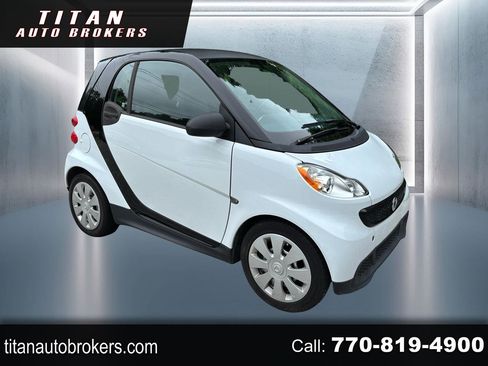 Used 2015 smart fortwo pure image 1