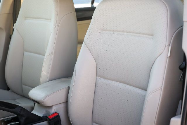 Used 2019 Volkswagen Golf Alltrack S AWD/4WD image 24