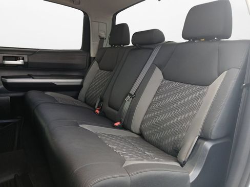 Used 2018 Toyota Tundra SR5 w/ SR5 Upgrade Package AWD/4WD image 22