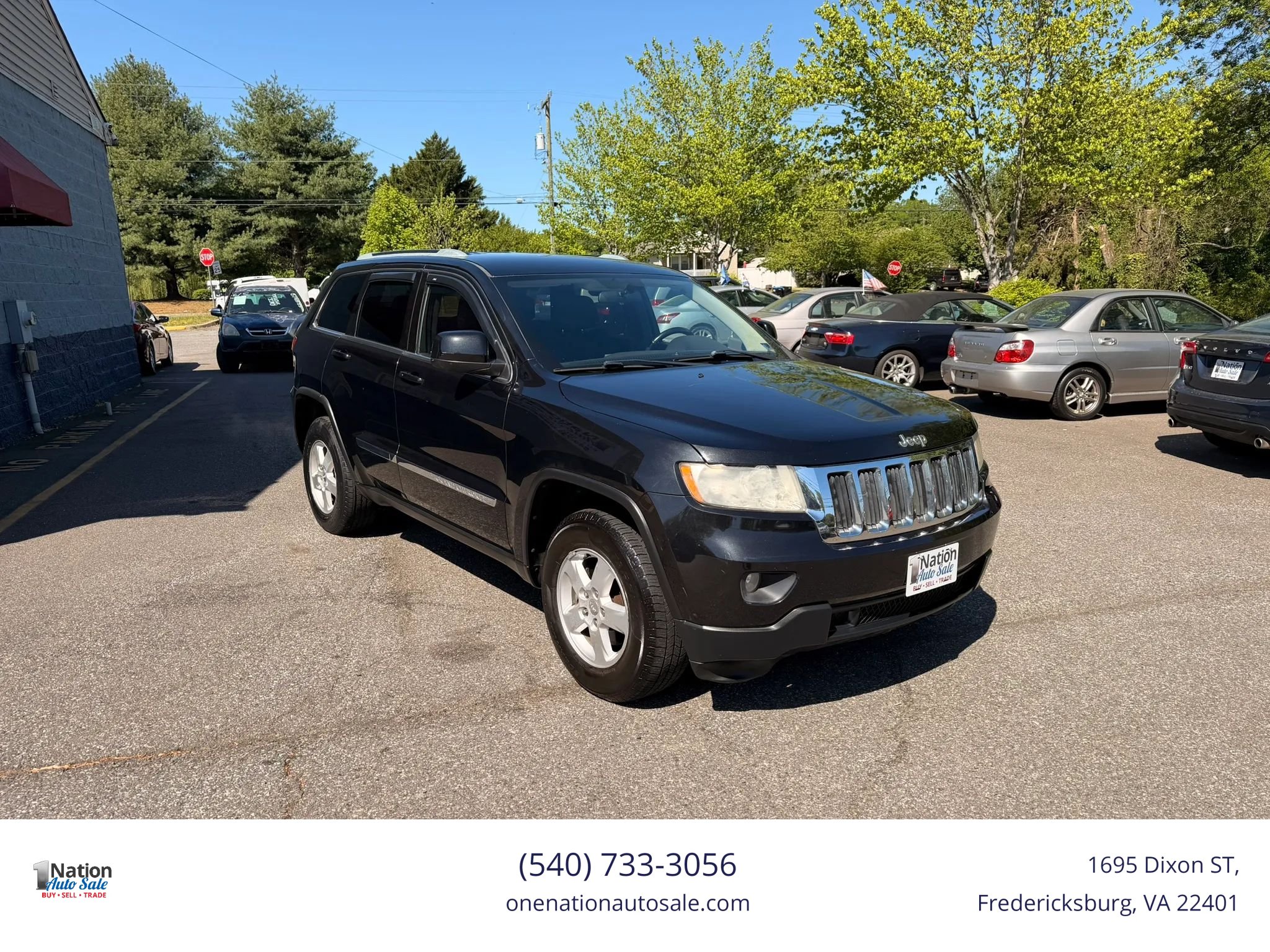 Used 2011 Jeep Grand Cherokee Laredo AWD/4WD image 8