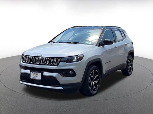 Used 2025 Jeep Compass Limited AWD/4WD image 7