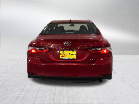Used 2024 Toyota Camry LE FWD image 5