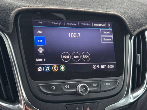 Used 2024 Chevrolet Equinox LT FWD image 7