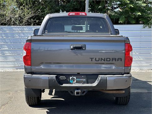Used 2017 Toyota Tundra Limited w/ Limited Premium Package AWD/4WD image 11