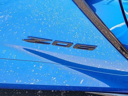 Used 2025 Chevrolet Corvette Z06 RWD image 8
