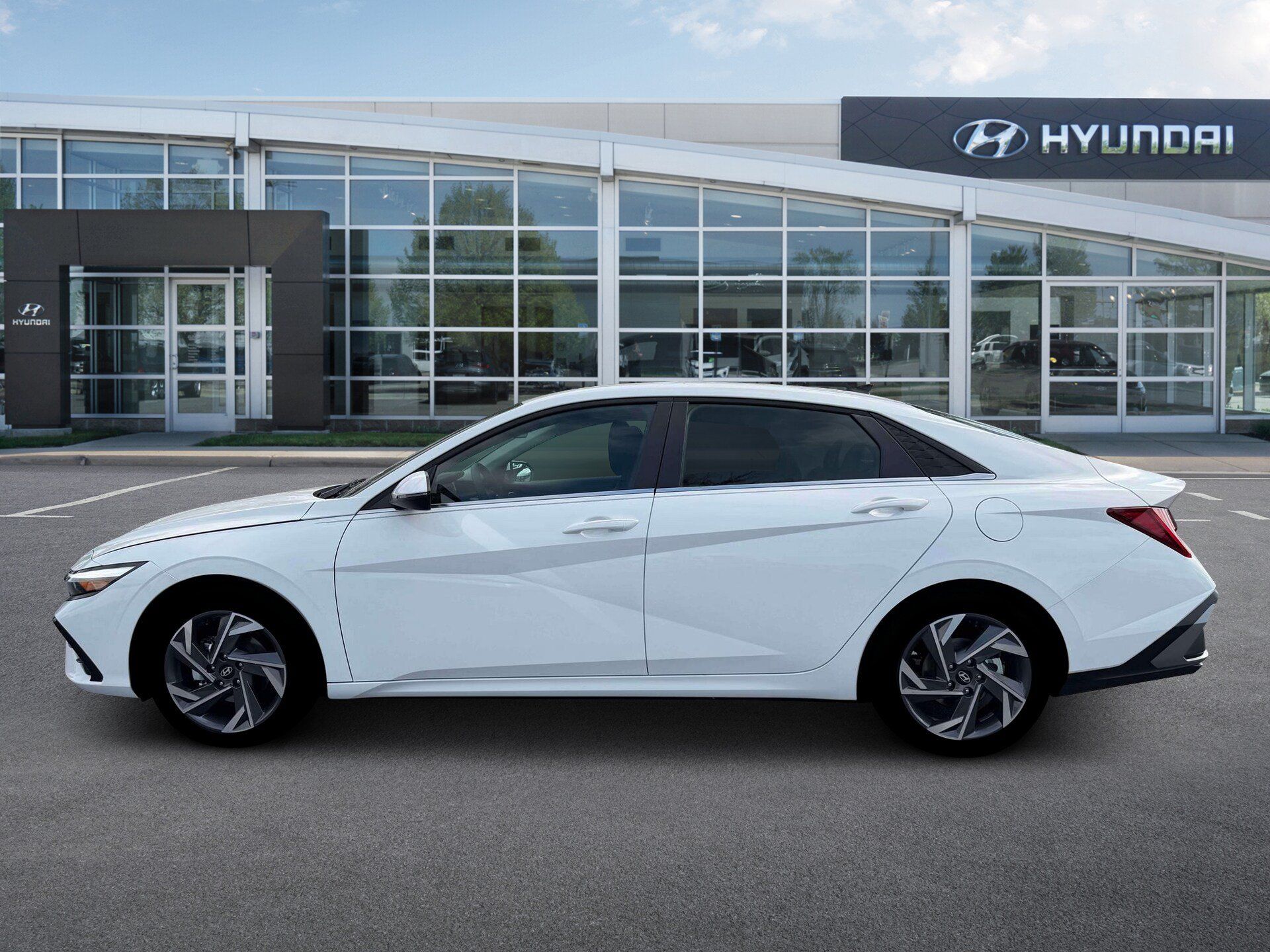 New 2026 Hyundai Elantra Limited FWD image 3