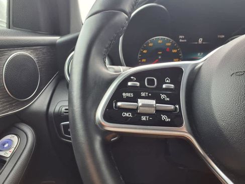 Used 2022 Mercedes-Benz GLC 300 4MATIC image 23