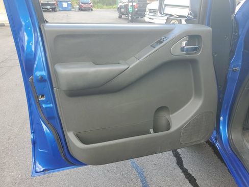 Used 2014 Nissan Frontier Desert Runner RWD image 23