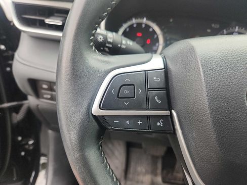 Used 2024 Toyota Highlander XLE AWD/4WD image 20