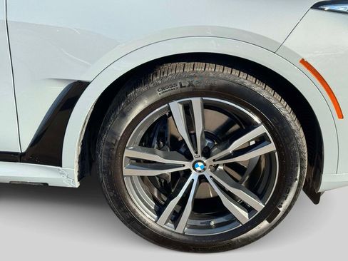 Certified 2026 BMW X7 xDrive40i w/ Executive Package image 8