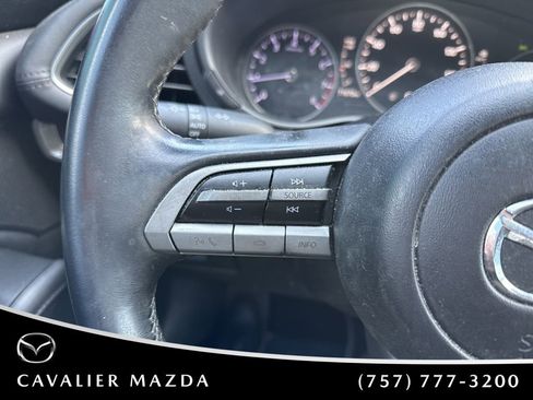 Used 2020 MAZDA MAZDA3 Hatchback image 10