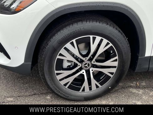 Used 2025 Mercedes-Benz GLA 250 4MATIC image 10