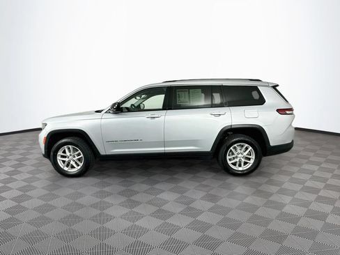 Used 2023 Jeep Grand Cherokee L Laredo AWD/4WD image 6