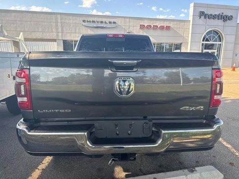 Used 2022 RAM 2500 Limited AWD/4WD image 11