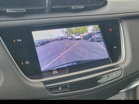Certified 2023 Cadillac XT6 Luxury w/ LPO, Floor Liner Package AWD/4WD image 24