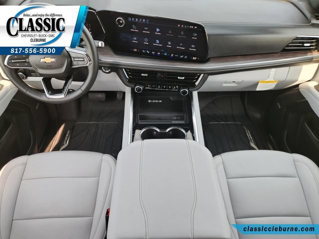 Used 2026 Chevrolet Tahoe Premier RWD image 2