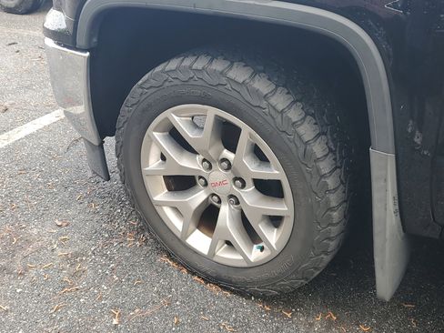 Used 2018 GMC Sierra 1500 SLT image 8