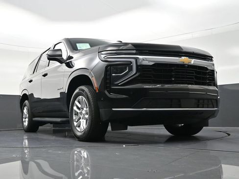 Used 2025 Chevrolet Tahoe LS image 30