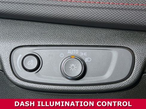 Used 2025 Chevrolet TrailBlazer RS w/ Convenience Package image 13