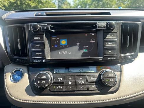 Used 2016 Toyota RAV4 XLE AWD/4WD image 34