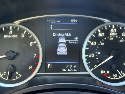 Used 2019 Nissan Sentra SR FWD image 34