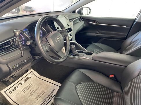 Used 2021 Toyota Camry SE FWD image 17
