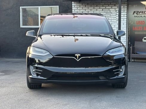 Used 2020 Tesla Model X Long Range AWD/4WD image 2