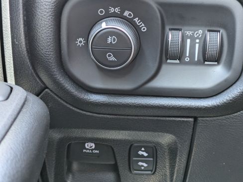 Used 2026 RAM 1500 Big Horn AWD/4WD image 20
