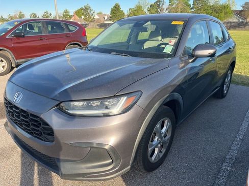 Used 2023 Honda HR-V LX image 1