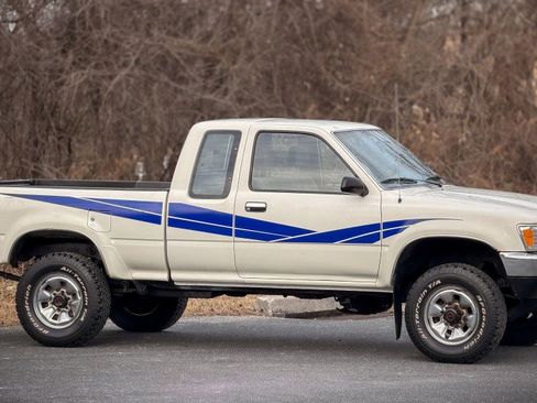 Used 1989 Toyota Pickup SR5 image 5