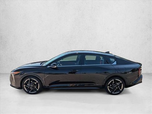 Used 2025 Kia K4 GT-Line w/ GT-Line Premium Package FWD image 8