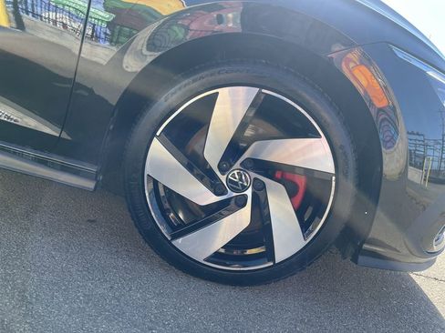 Used 2024 Volkswagen GTI S image 11